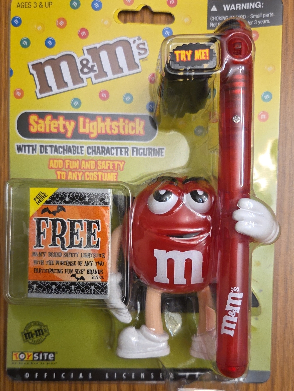 M&M'S Halloween Red Safety Lightstick with Detachable Red M&M Character VTG 2004